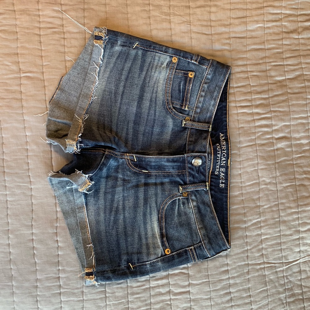 American Eagle “shortie” shorts size 4